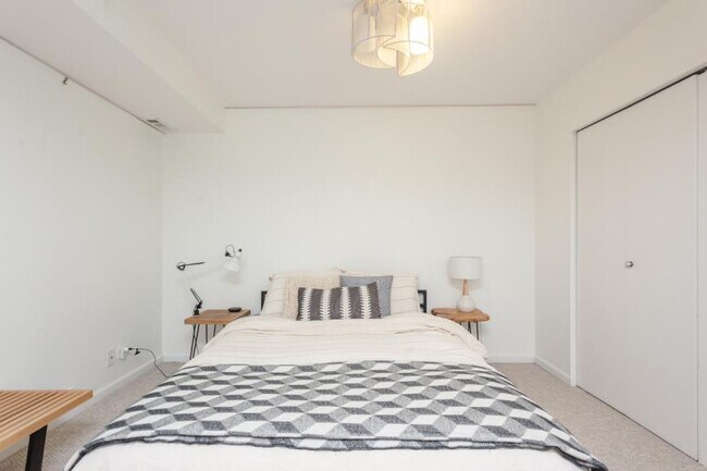 Foto del edificio - 1 bedroom in Chicago IL 60605