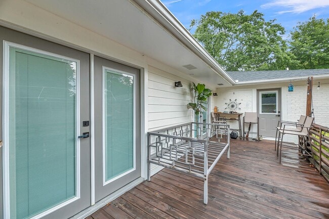 Building Photo - 4 Bedroom 3 Bath Home in Lawton Bluff - Ja...