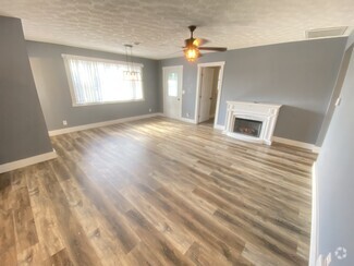 Building Photo - 11203 Houser Dr