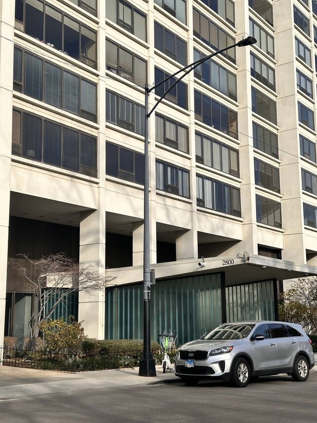 Foto del edificio - 2800 N Lake Shore Dr