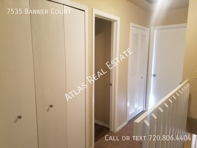 Building Photo - BEAUTIFUL TOWNHOME IN BRIARGATE NEAR RAMPA...
