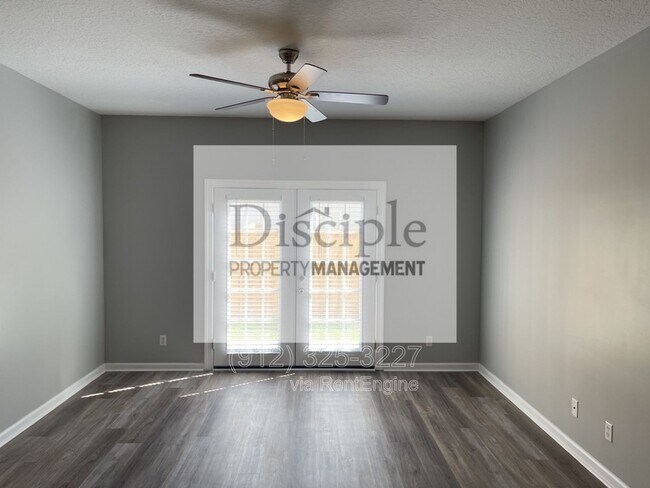 Building Photo - 24 Cypress Ln