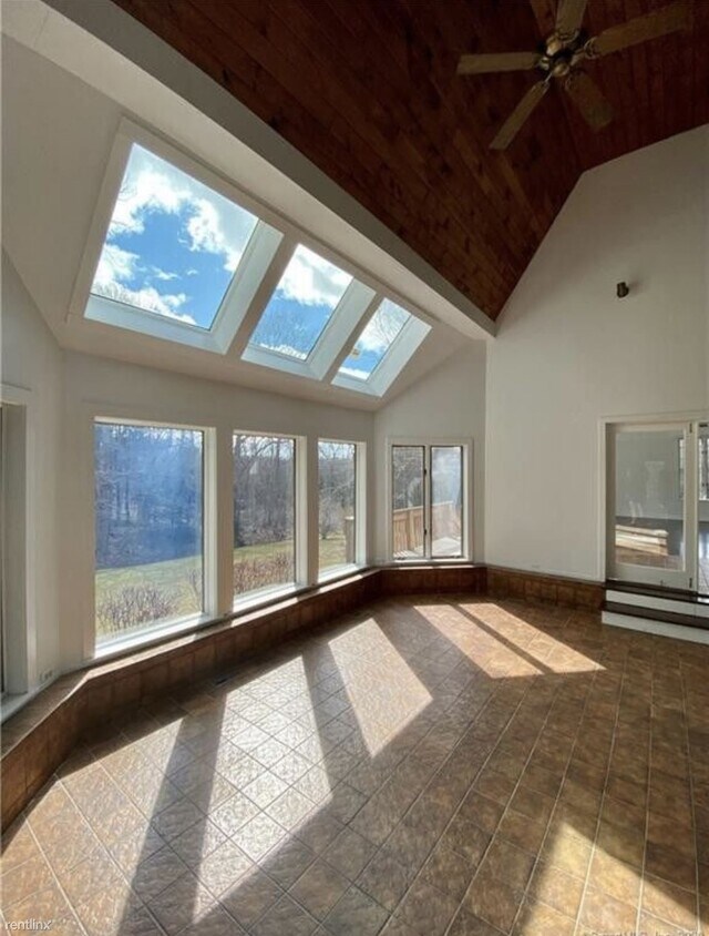 Building Photo - 3 br, 2.5 bath House - 765 Durham Rd