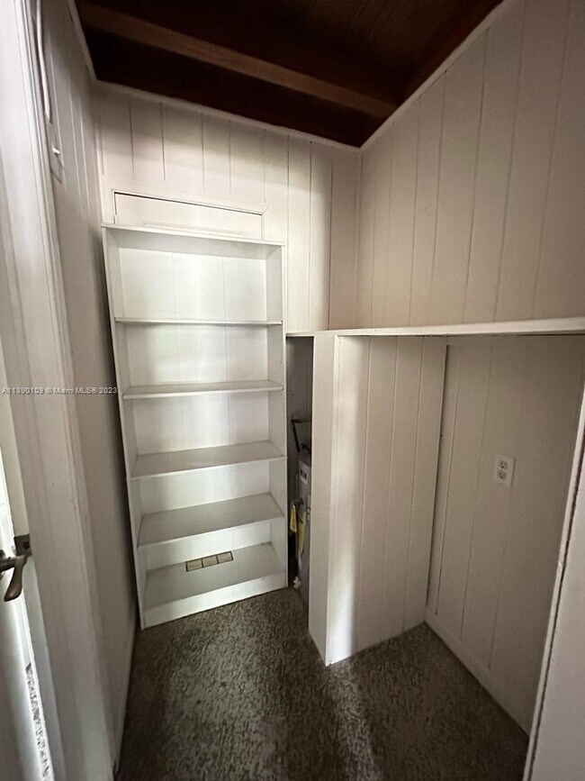 Foto del edificio - 216 SE 23rd Ave