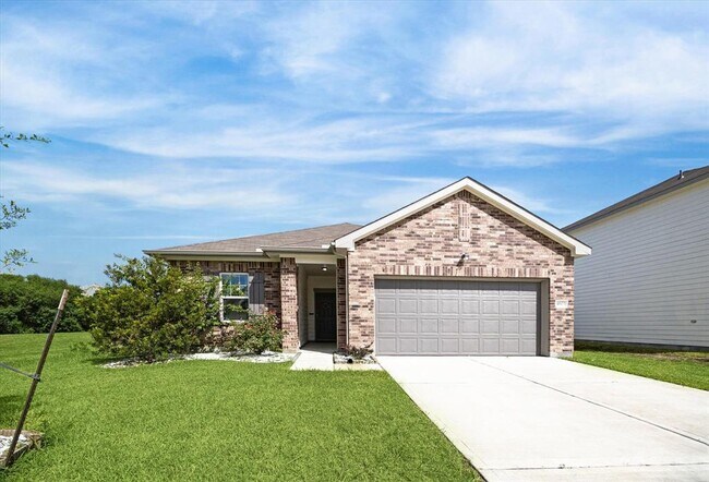 Building Photo - 4603 Highland Crest Dr