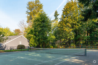 Water's Edge Townhomes photo'