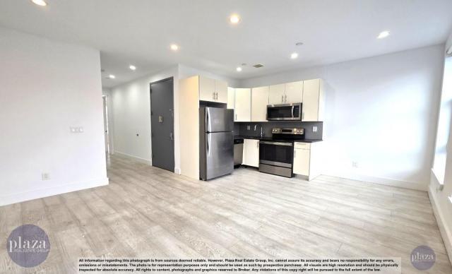 Foto del edificio - 2 bedroom in Brooklyn NY 11221