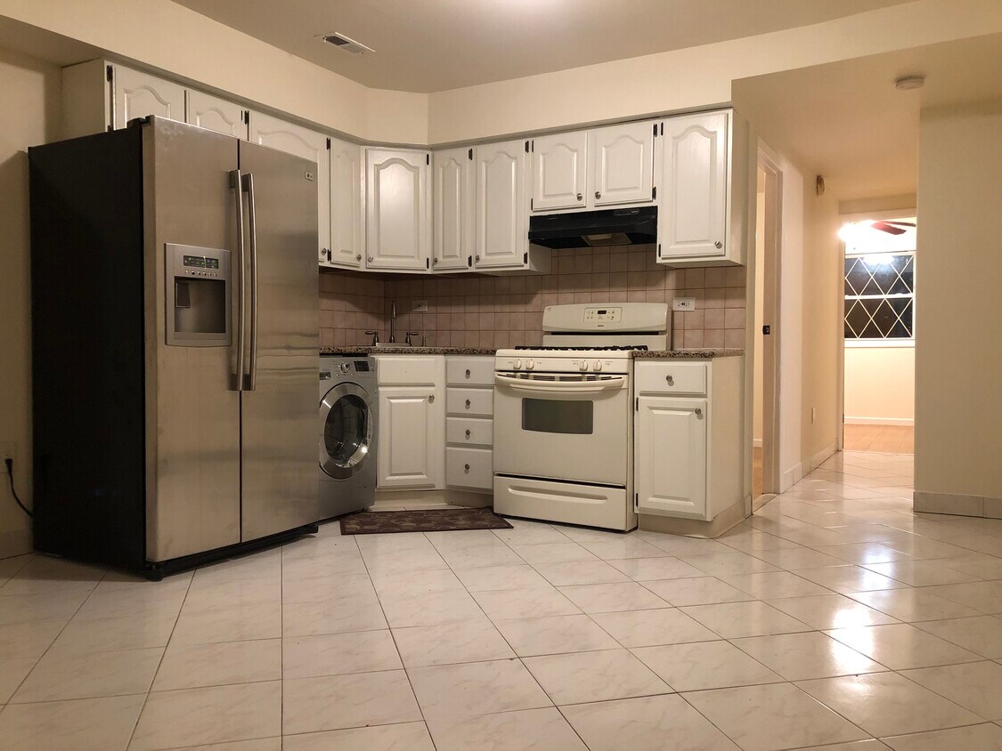Foto principal - 536 Wilder St