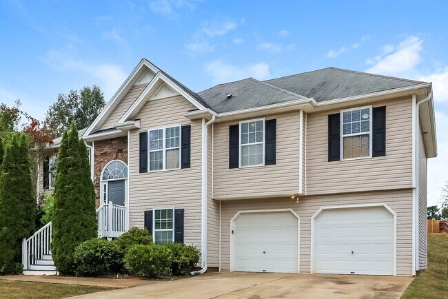 Building Photo - 460 Kyles Cir