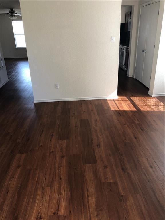 Foto del edificio - 18336 Crestwind Ln