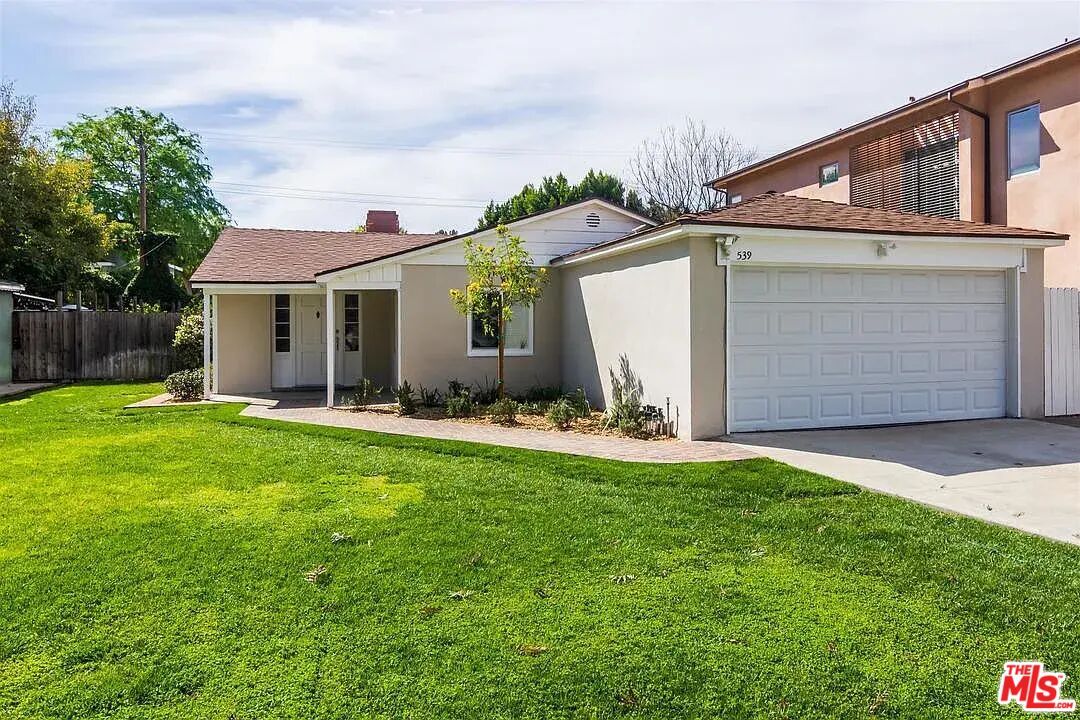 Foto principal - 539 S Parish Pl