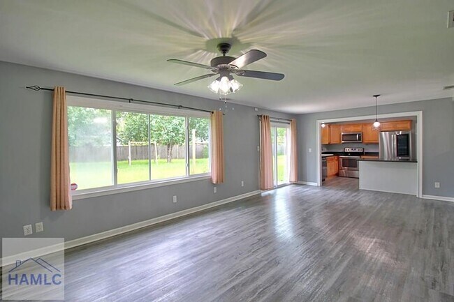 Foto del edificio - 511 Red Oak Rd