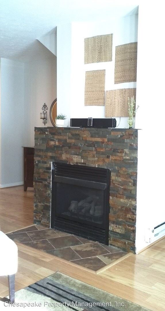 Foto del edificio - 2 br, 2.5 bath House - 9506 Tessa Lane