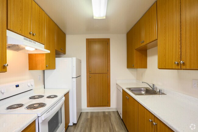 2HAB, 2BA - 985 ft² - Almaden 1930