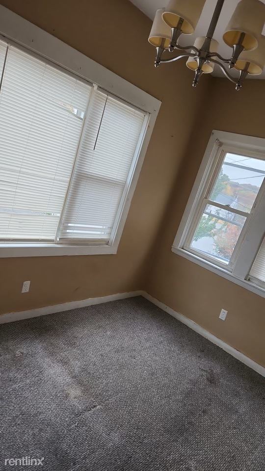 Building Photo - 2 br, 1 bath Duplex - 117 Angell Avenue 1