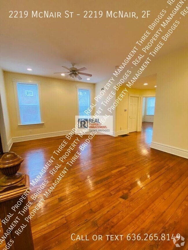 Building Photo - 2219 McNair Ave