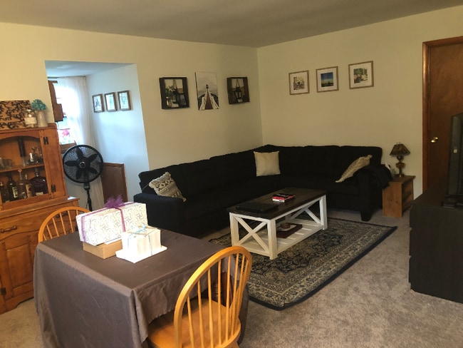 Building Photo - 53 Hortons Rd