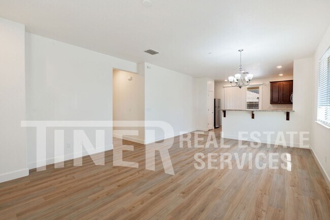 Foto del edificio - 9571 Blue Mountain Way