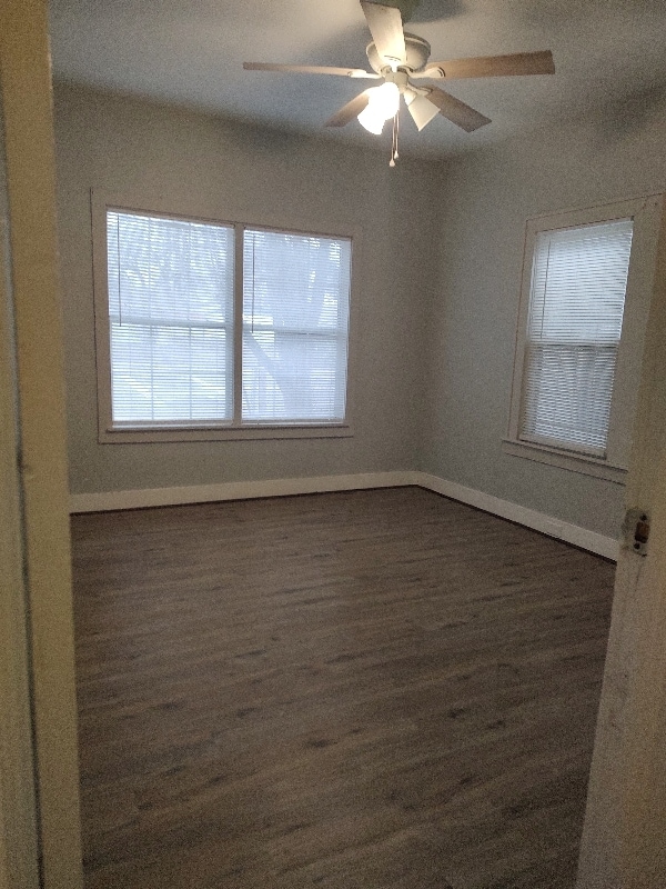 Building Photo - 2117 N Elmendorf St