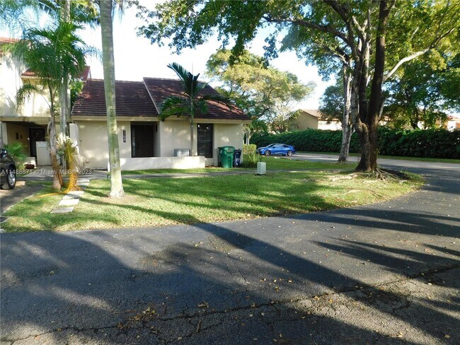 Foto del edificio - 11627 SW 90th St