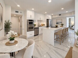 Building Photo - 11111 Biscayne Blvd