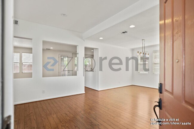 Foto del edificio - 3106 Snowdrop Cir