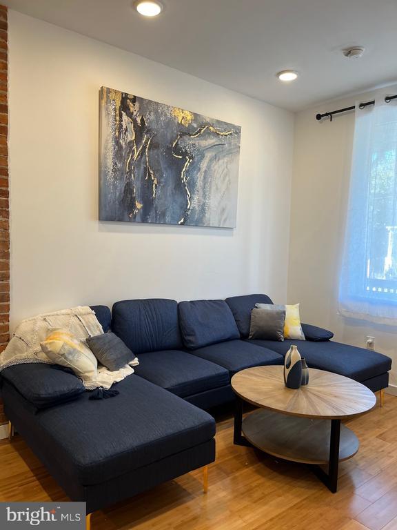 Foto del edificio - 721 N 40th St