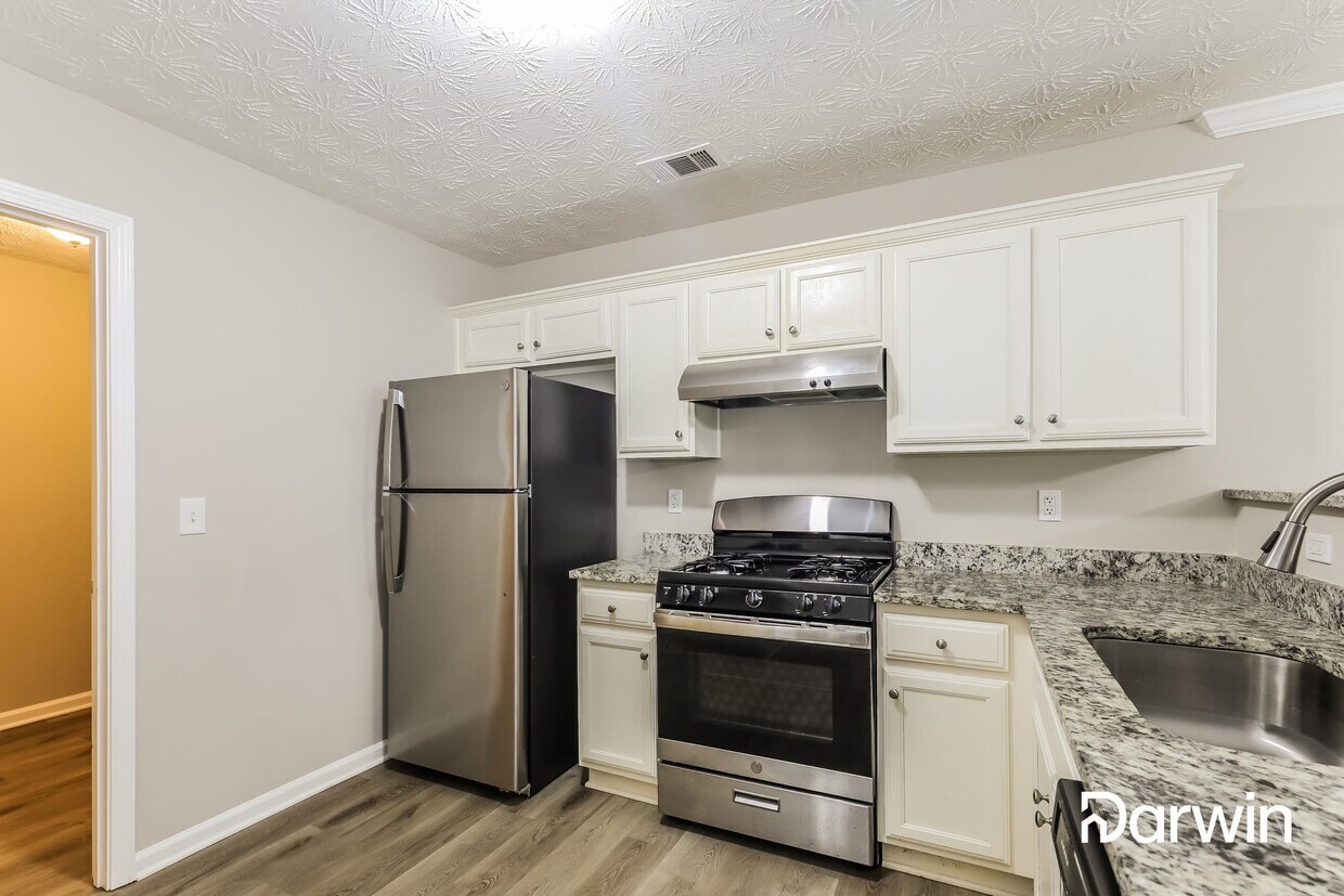 Foto principal - 1535 Logan Ln