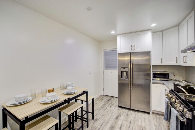 Foto del edificio - 675 3rd Ln