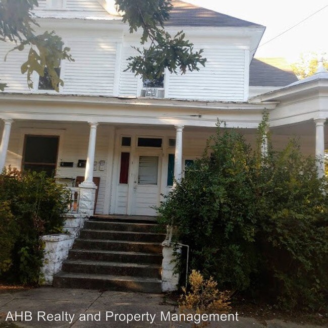 Foto del edificio - 616 N Mebane St