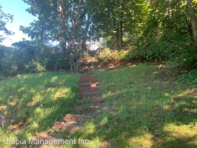 Foto del edificio - 3 br, 1 bath House - 1013 Jersey Street