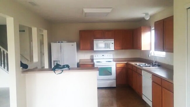 Foto del edificio - 2425 Bluewood Way