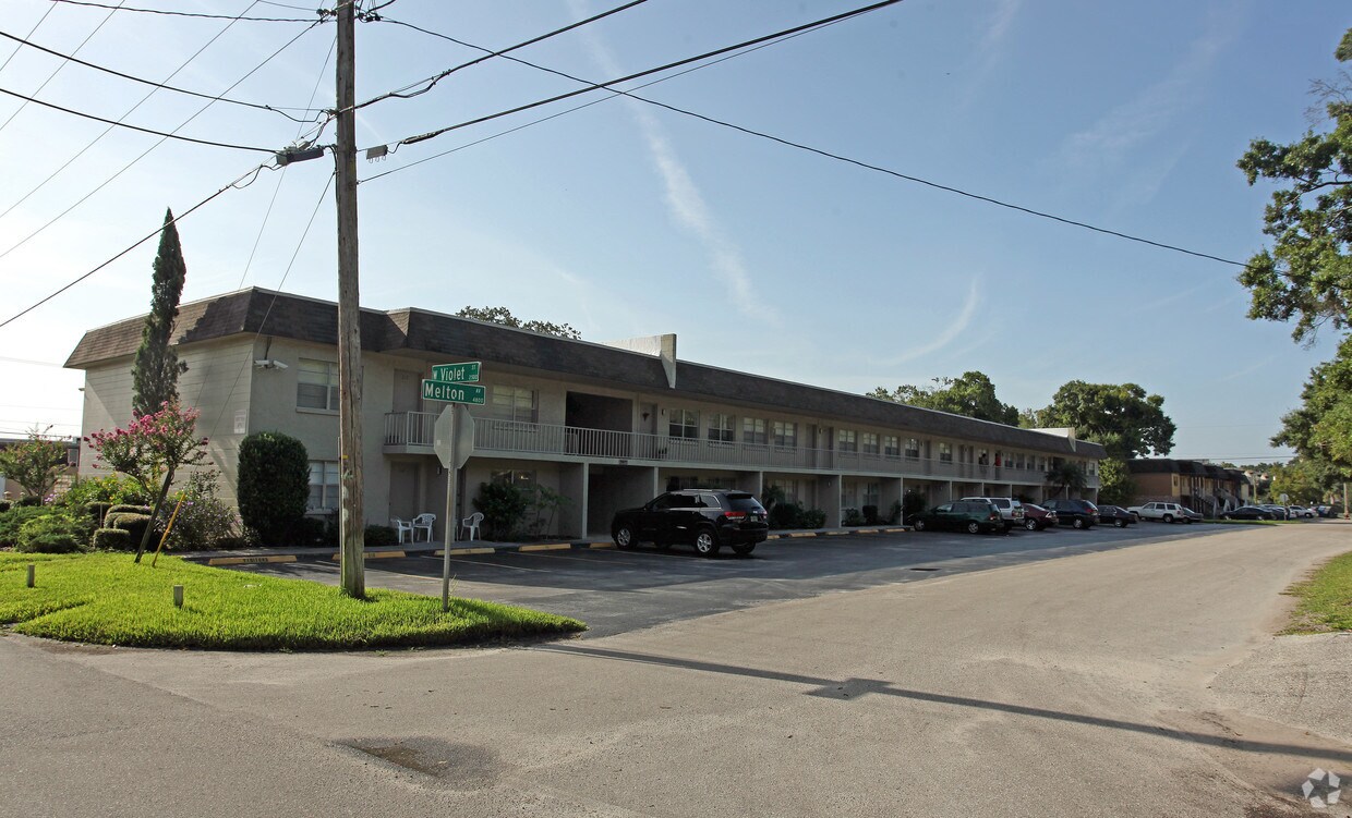 Westview and Southview Apartments Apartments in Tampa, FL
