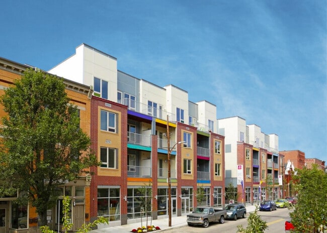 Building Photo - The Square on Butler