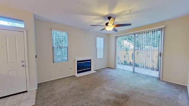 Foto del edificio - 1704 Reggio Aisle