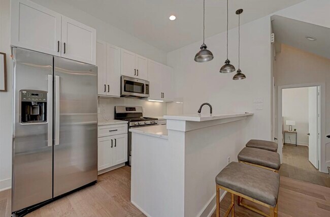 Foto del edificio - 6127 W Montgomery Rd