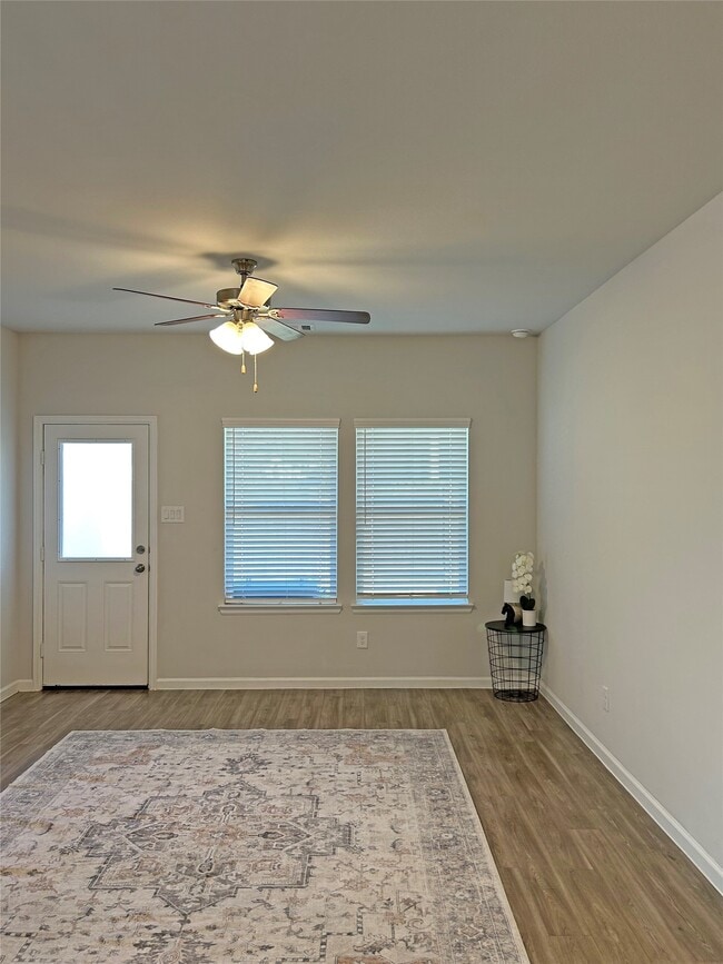 Building Photo - 8034 Peppercorn St