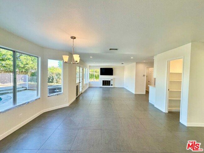 Foto del edificio - 5610 Buffwood Pl