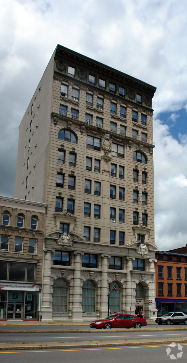 Building Photo - Genesee Tower