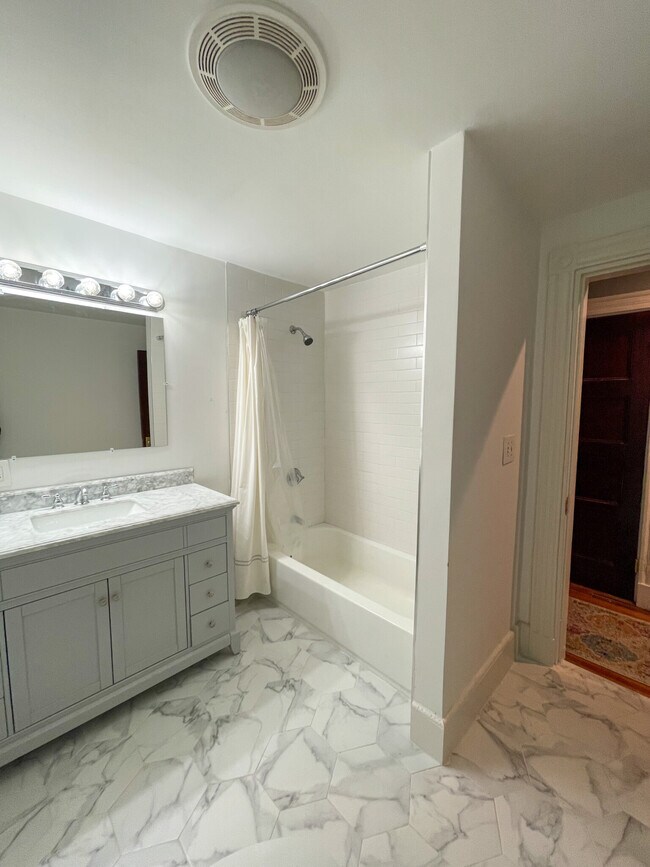 Foto del edificio - 634 Dorchester Ave