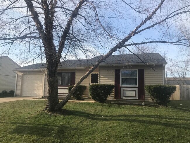 Building Photo - Cozy 3 bedroom home in Indianapolis!