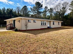 Building Photo - 718 Camp Swamp Rd