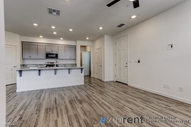 Building Photo - 3 br, 2.5 bath Townhome - 3080 Blue Cove W...