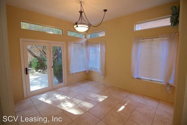 Building Photo - 23524 Heritage Oak Ct