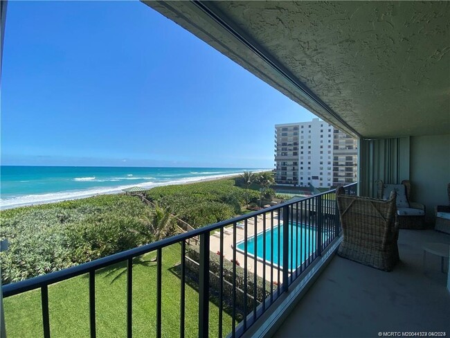 Foto del edificio - 10000 S Ocean Dr