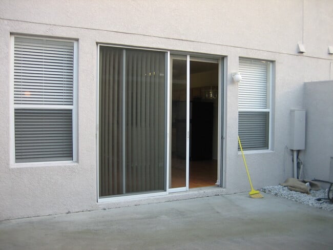 Building Photo - 8569 Saratoga Inlet Dr