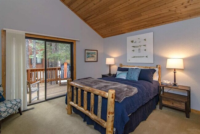 Foto del edificio - 14745 Davos Dr