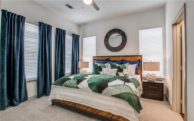 Foto del edificio - 4217 N Garland Ave