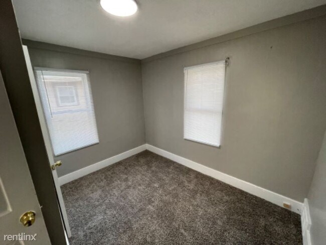 Foto del edificio - 2 br, 1 bath House - 2007 Victoria Ave
