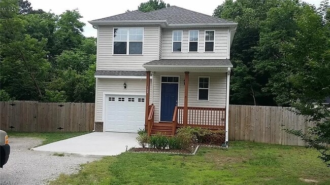 Building Photo - 102 Grove Heights Ave